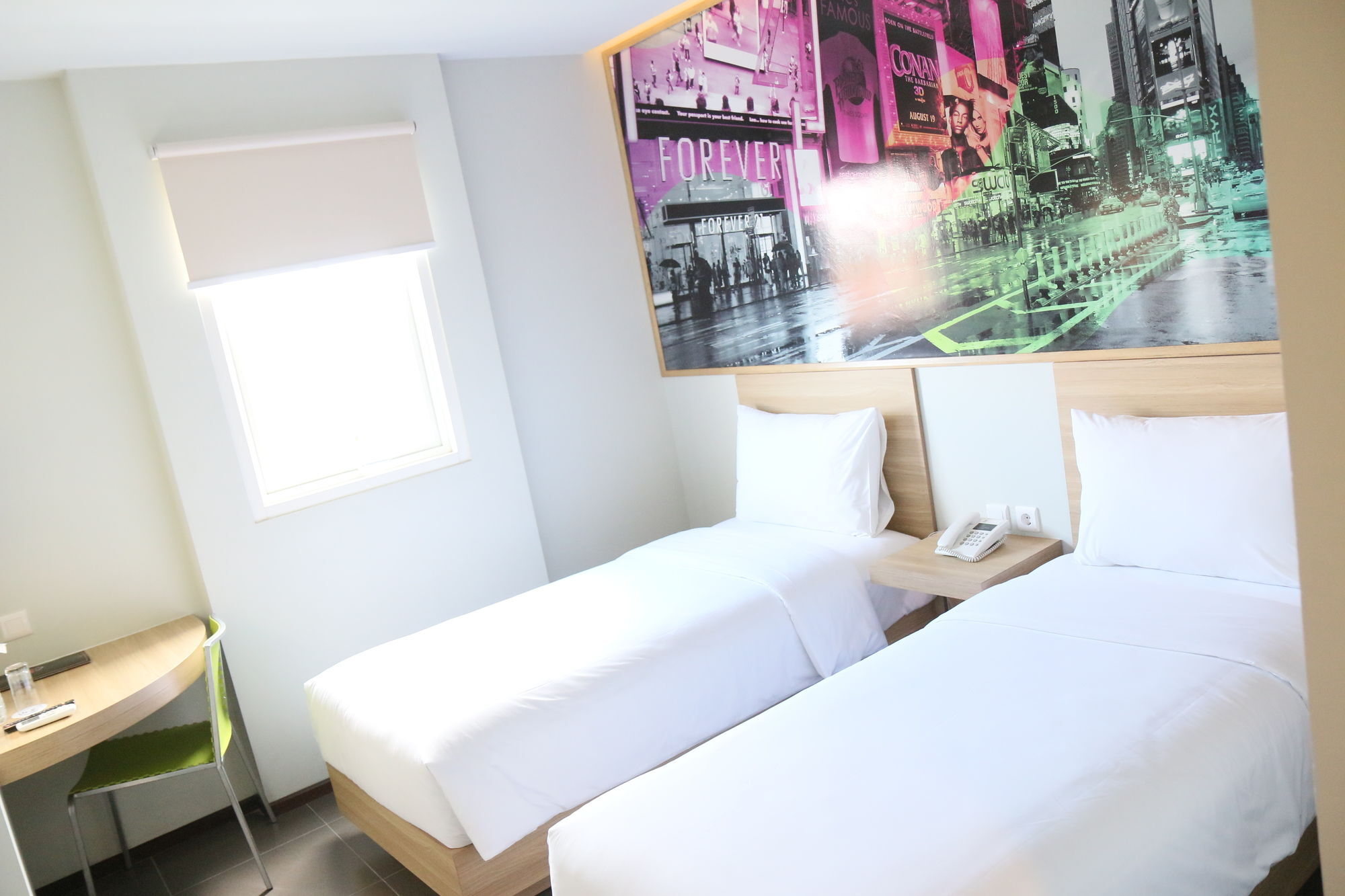 Cleo Hotel Jemursari Сурабая Екстериор снимка